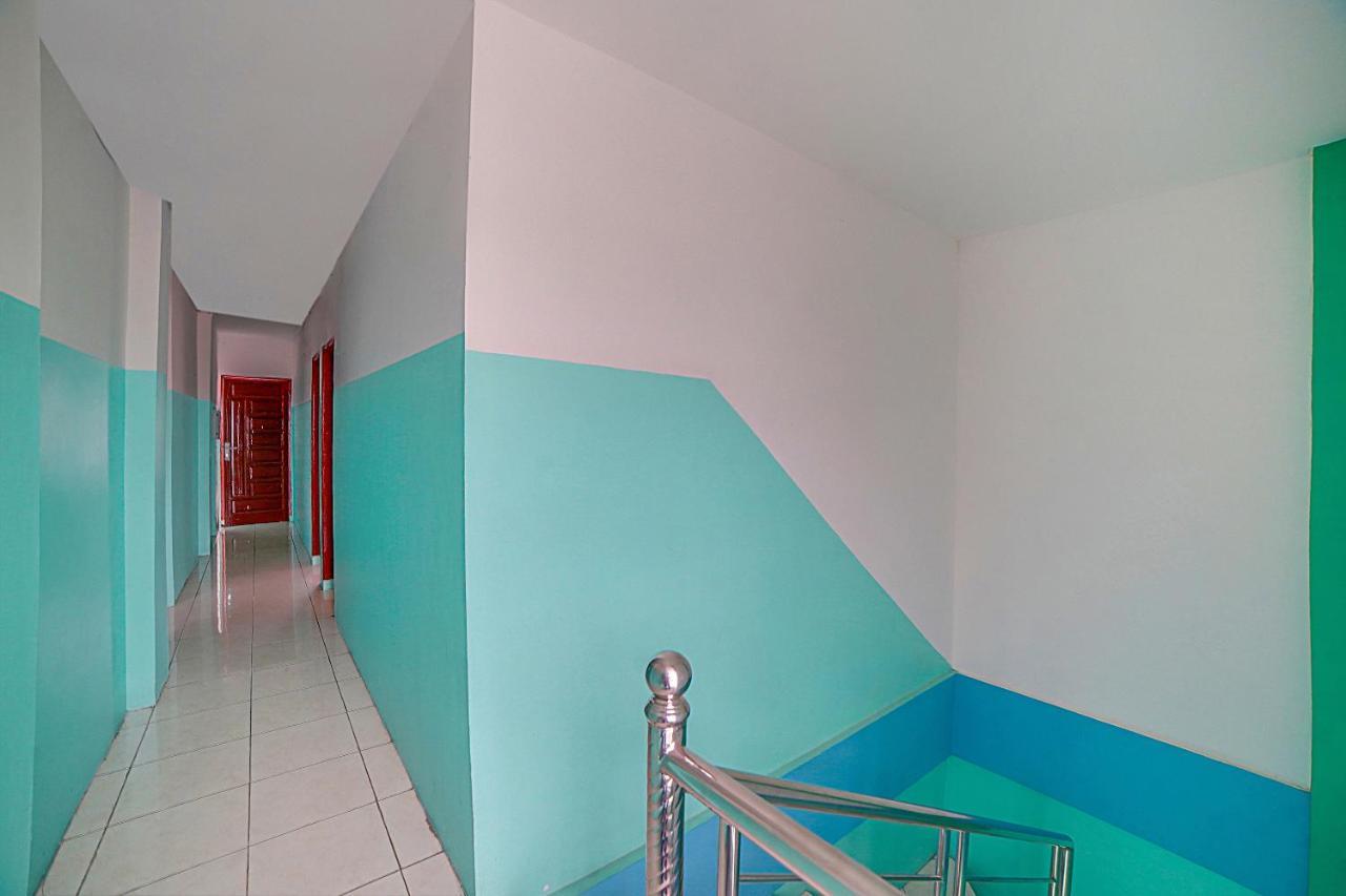 Oyo 90637 Rumah Ni Karo Medan Extérieur photo